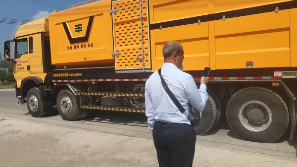 operating steps for synchronous sealing trucks_2